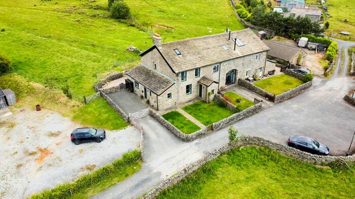 4 Bedroom Farmhouse For Sale In Skipton Old Road, Laneshawbridge, Colne, BB8