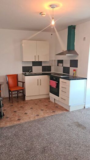 1 Bedroom Flat To Rent In Longroyd Street North, Leeds, LS11