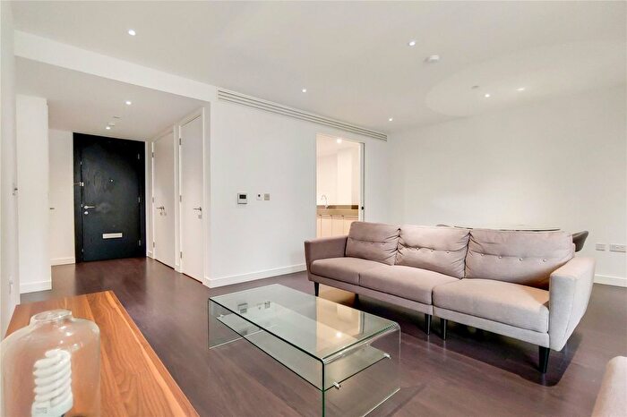 2 Bedroom Flat To Rent In Alie Street, London, E1