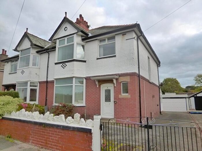 2 Bedroom Flat To Rent In Elm Grove, Bare, Morecambe, Lancashire, LA4