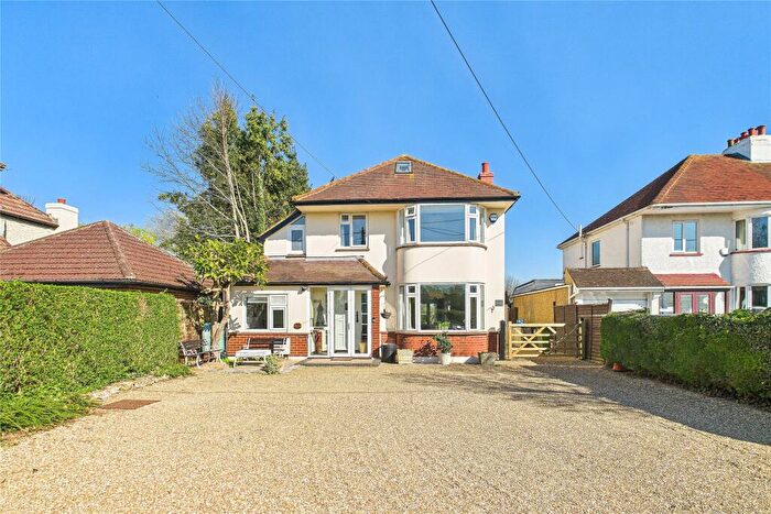4 Bedroom Detached House For Sale In Marsh Lane, Taplow, Maidenhead, Buckinghamshire, SL6
