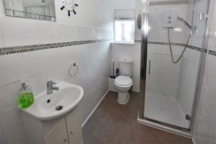 1 Bedroom Flat For Sale In Northumberland Place, Teignmouth, TQ14