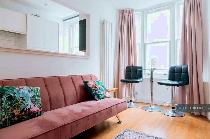 1 Bedroom Flat To Rent In Broad Street, Brighton, BN2