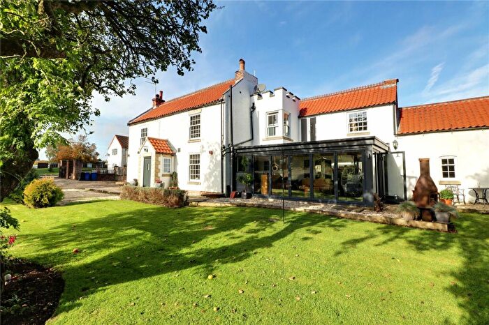 4 Bedroom Detached House For Sale In Cuxwold Road, Rothwell, Market Rasen, Lincolnshire, LN7