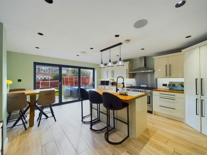 3 Bedroom Semi-Detached House For Sale In Lake Drive, Higham, Rochester, Kent, ME3