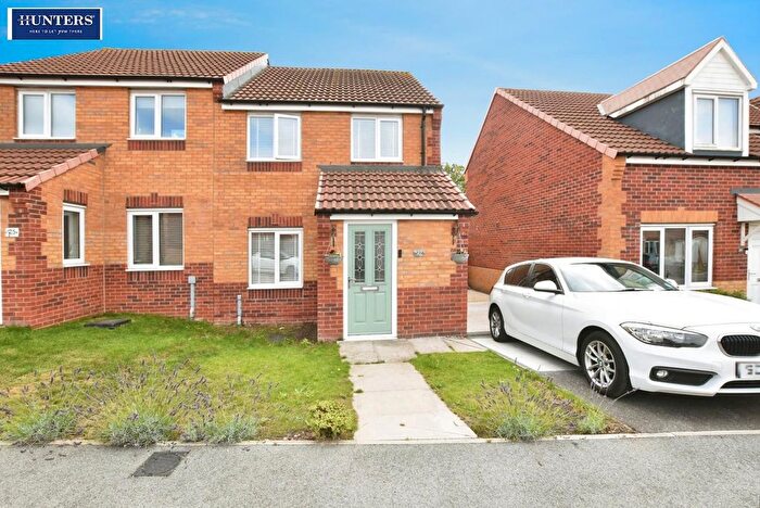 3 Bedroom Semi-detached House For Sale In Ceres Grove, Scunthorpe, DN17
