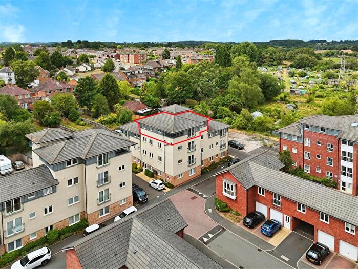 2 Bedroom Apartment For Sale In Tatler Close, Warwick, CV34