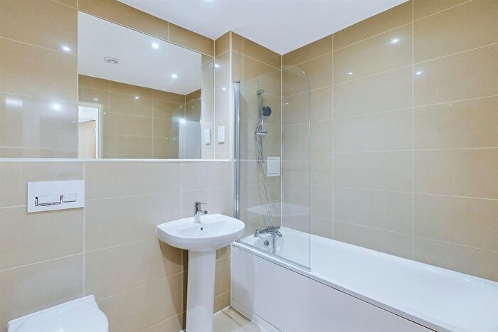 1 Bedroom Flat To Rent In Headstone Road, Harrow, HA1