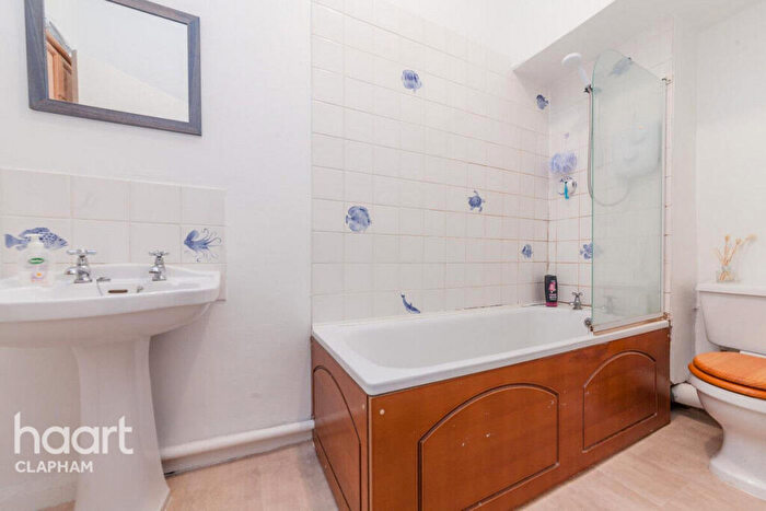 1 Bedroom Apartment To Rent In Cologne Road, London, SW11