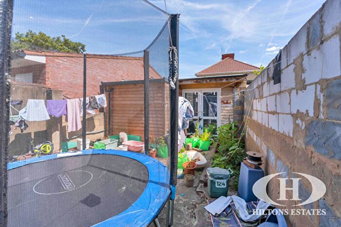 2 Bedroom Terraced House For Sale In Brent Road, Southall, UB2