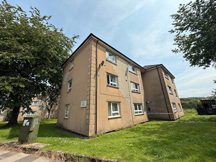 2 Bedroom Property To Rent In Greg House, Mainway, LA1