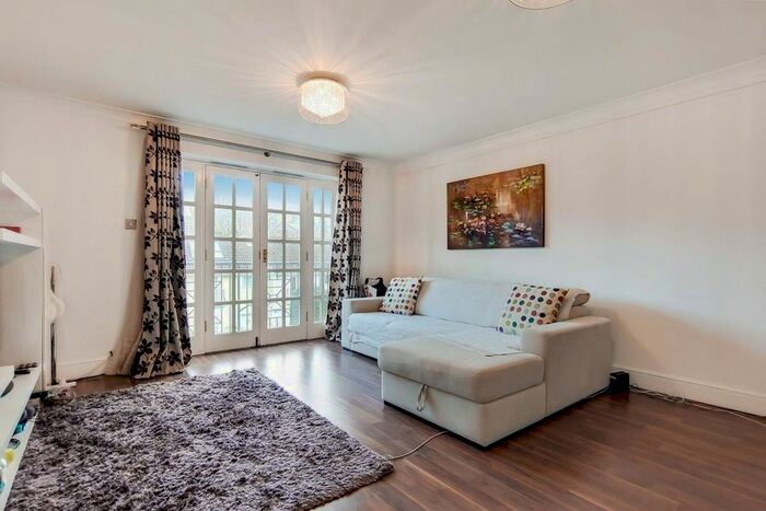 1 Bedroom Flat To Rent In Garnet Street, Wapping, London, E1W