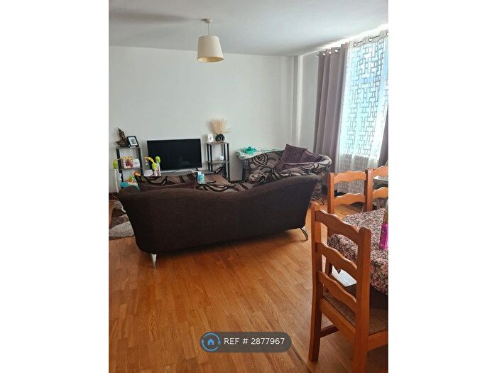 1 Bedroom Flat To Rent In Topper House, London, N4