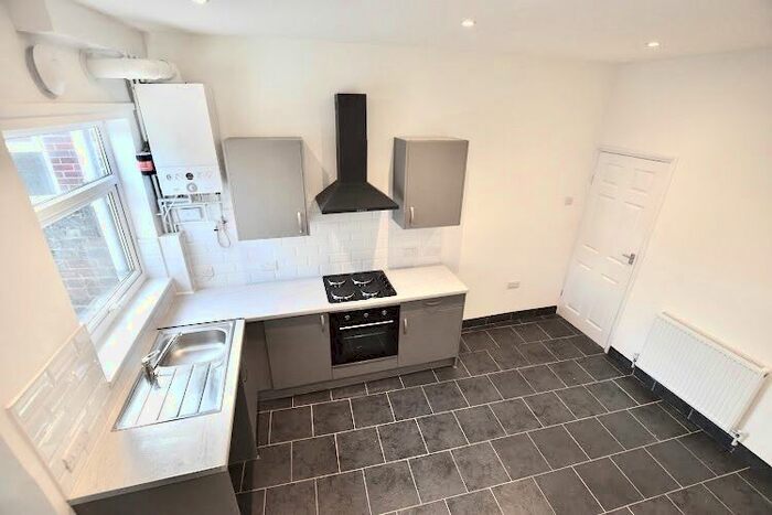 2 Bedroom Terraced House To Rent In Avondale Road, Rotherham, S61