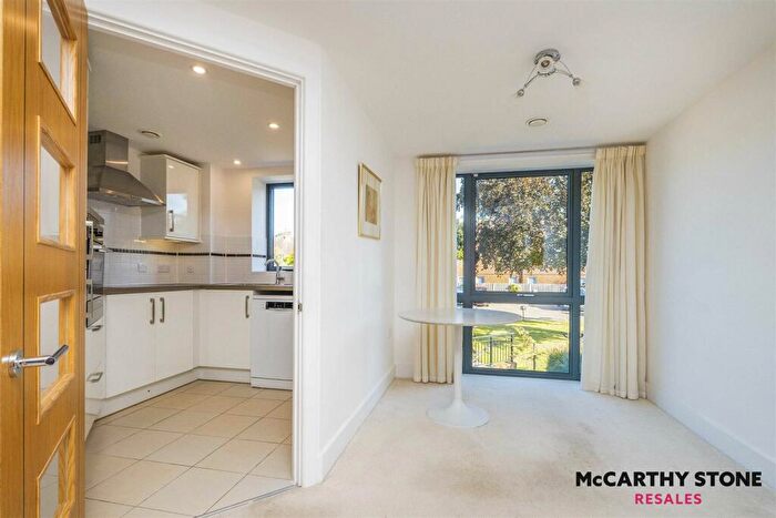 2 Bedroom Apartment For Sale In Turner House, St. Margarets Way, Midhurst, GU29