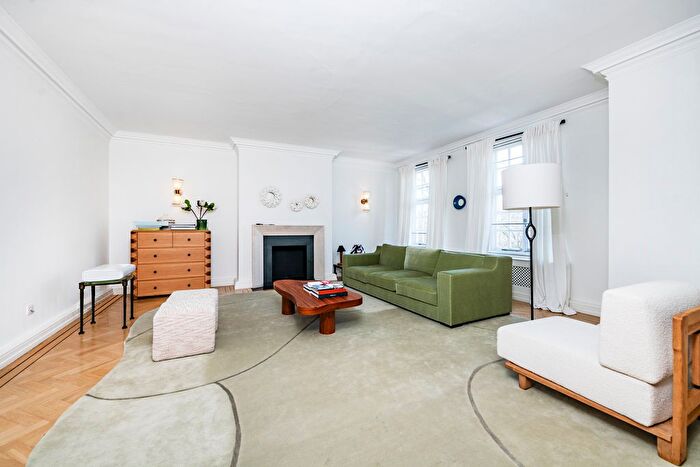 5 Bedroom Flat To Rent In Hanover House, St John's Wood High Street, St John's Wood, London, NW8