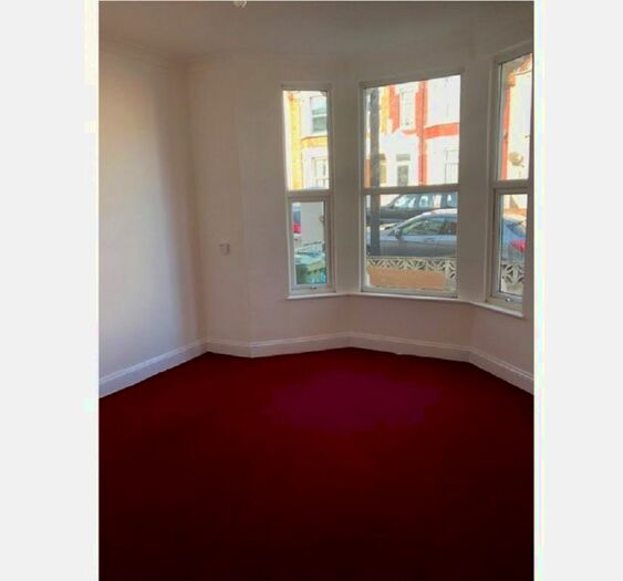 2 Bedroom Flat To Rent In Heygate Avenue, Southend-On-Sea SS1