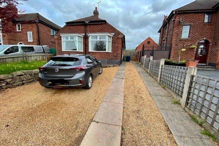 2 Bedroom Bungalow To Rent In Tixall Road, Stafford, ST16