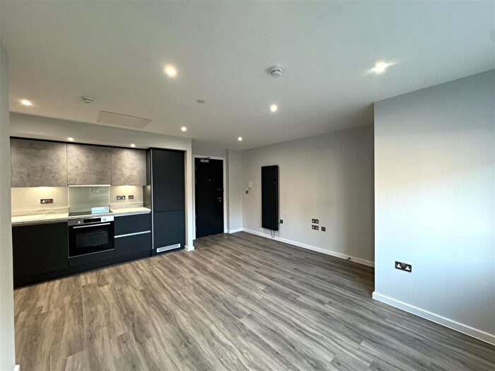 1 Bedroom Flat To Rent In Caversham Road, Reading, RG1