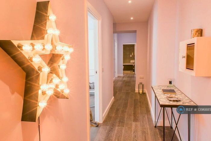 2 Bedroom Flat To Rent In The Old Brewery, Lewes, BN7