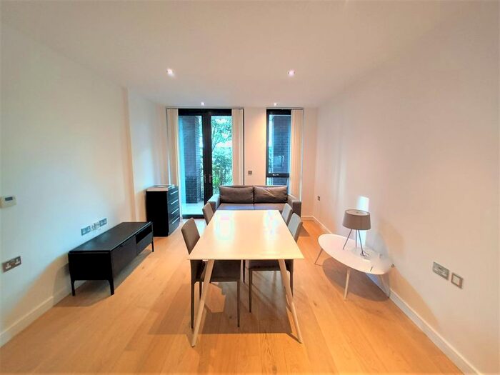 1 Bedroom Flat To Rent In Elder House, Quebec Way, SE16