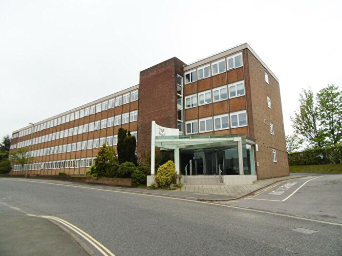 1 Bedroom Flat To Rent In Wella House, Brighton Hill, Basingstoke, RG22