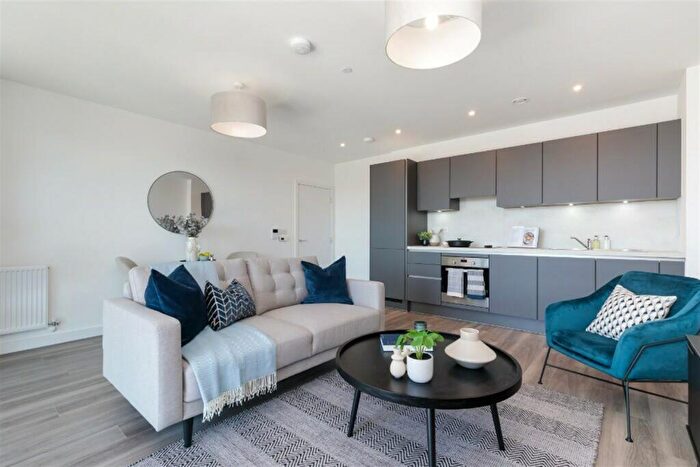 1 Bedroom Flat To Rent In John Charles Tower, London, E13