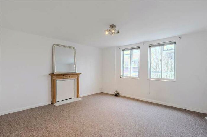 2 Bedroom Flat To Rent In Leinster Gardens, London, W2