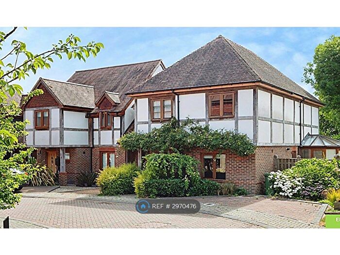 4 Bedroom Detached House To Rent In Coleman's Way, East Sussex, TN19