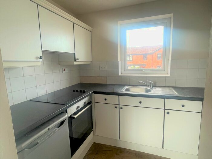 1 Bedroom Flat To Rent In Shaftesbury Avenue, Staining, Blackpool, FY3
