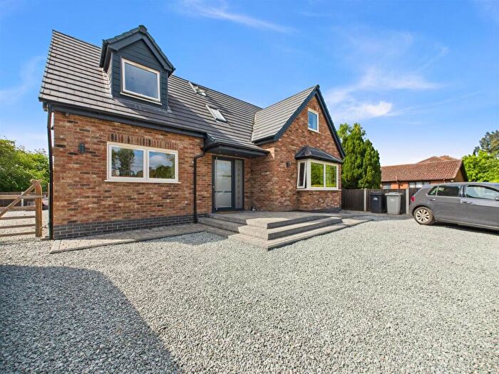 3 Bedroom Detached House For Sale In Sandy Lane, Great Steeping, Spilsby, PE23