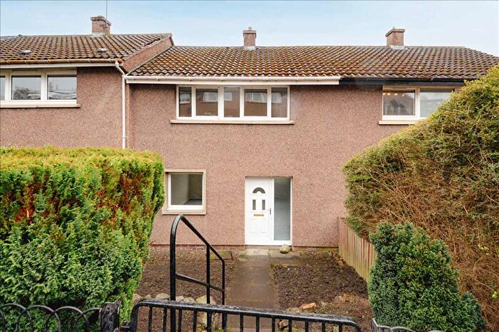 2 Bedroom Terraced House For Sale In Cleveland Drive, Inverkeithing, KY11
