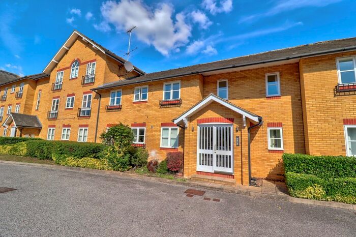 2 Bedroom Flat To Rent In Alsford Wharf, Castle Street, Berkhamsted, HP4