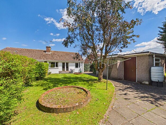 2 Bedroom Semi-Detached Bungalow For Sale In Windmill Close, Willesborough, Ashford, TN24