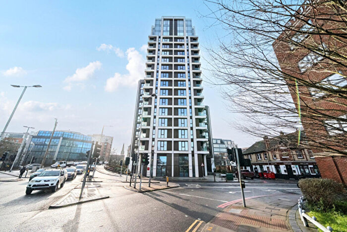 1 Bedroom Apartment For Sale In Kings Road, Reading, Berkshire, RG1