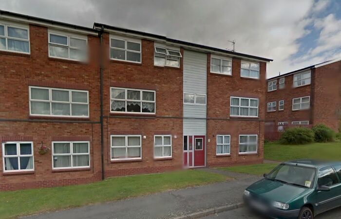 2 Bedroom Maisonette To Rent In Boulter Cresent, Wigston, Leicester, LE18
