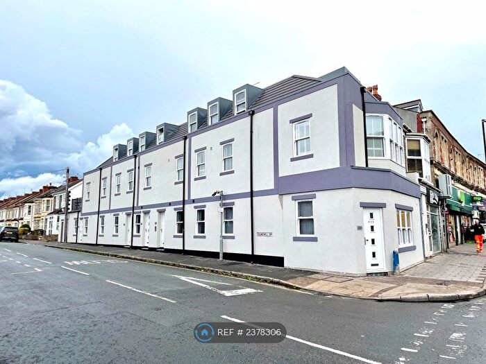 2 Bedroom Flat To Rent In Soundwell Road, Bristol, BS15