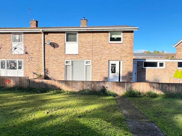 3 Bedroom End Of Terrace House For Sale In Welbury Grove, Newton Aycliffe, DL5