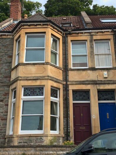 6 Bedroom Terraced House To Rent In Cornwallis Avenue, Bristol, BS8
