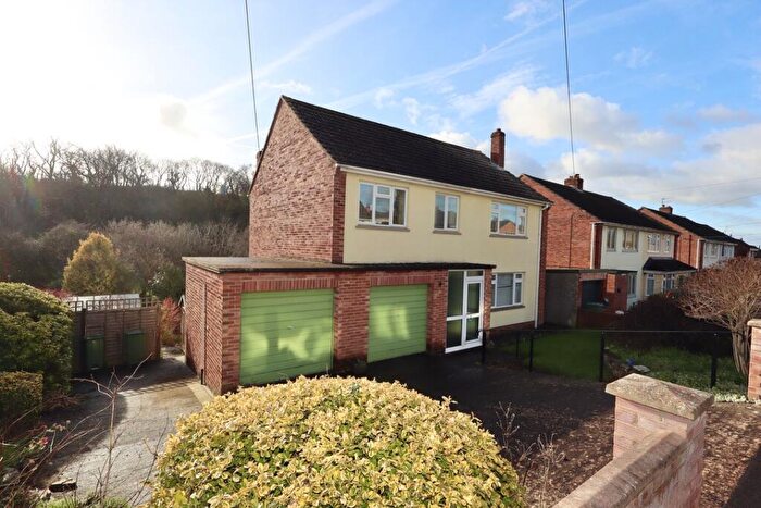 4 Bedroom Detached House For Sale In Bekynton Avenue, Wells, BA5