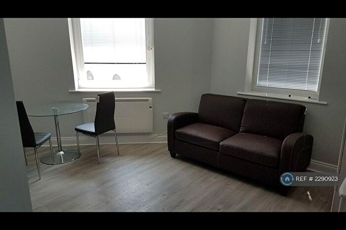 Studio To Rent In Yelverton Road, Bournemouth, BH1