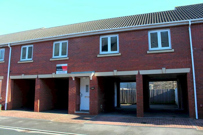 2 Bedroom Flat To Rent In Macfarlane Chase, Weston-Super-Mare, BS23