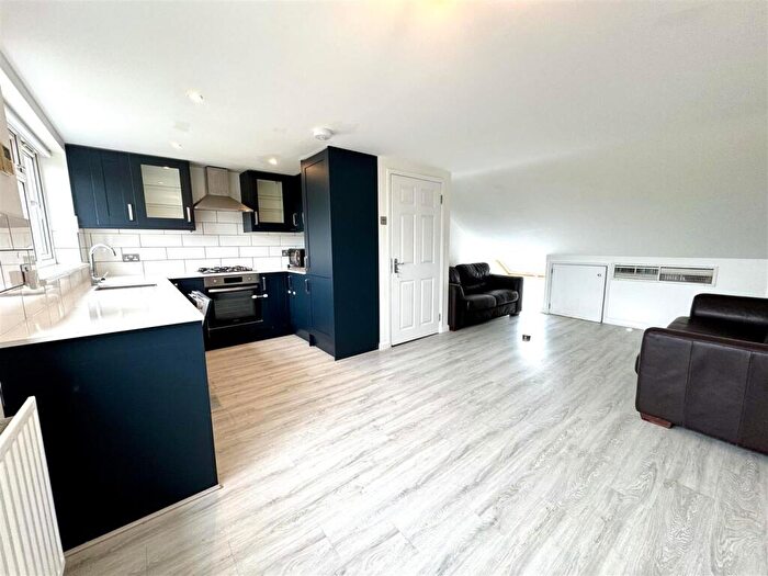 2 Bedroom Flat To Rent In Palmeira Road, Bexleyheath, DA7