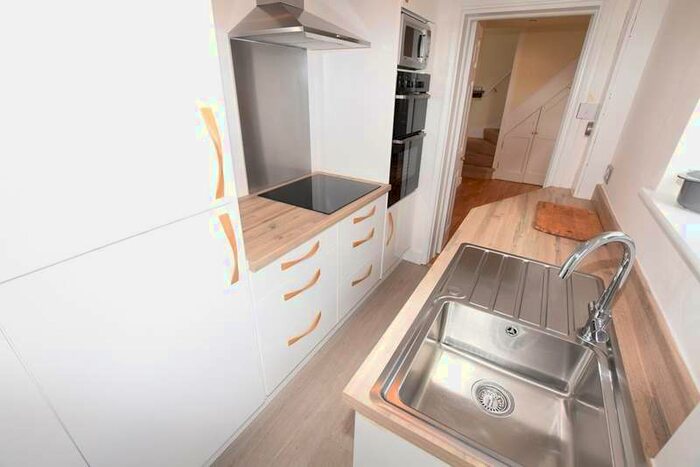 2 Bedroom Property To Rent In Pageant Road St. Albans, AL1