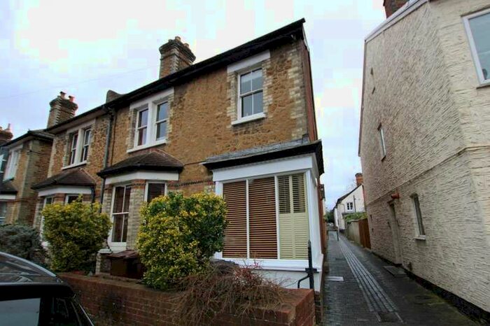 5 Bedroom Semi-Detached House To Rent In Artillery Road, Guildford, GU1