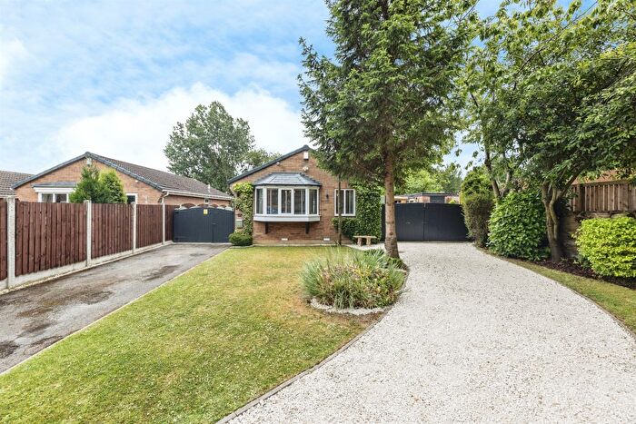2 Bedroom Detached Bungalow For Sale In Spa Well Grove, Brierley, Barnsley, S72