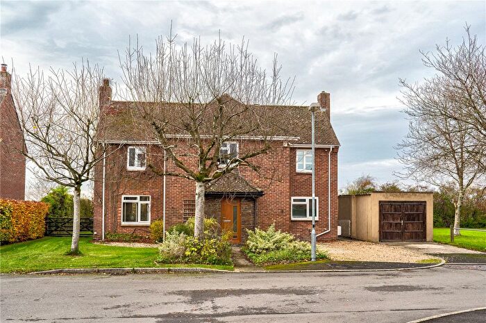 4 Bedroom Detached House For Sale In Beranburh Field, Wroughton, Swindon, Wiltshire, SN4