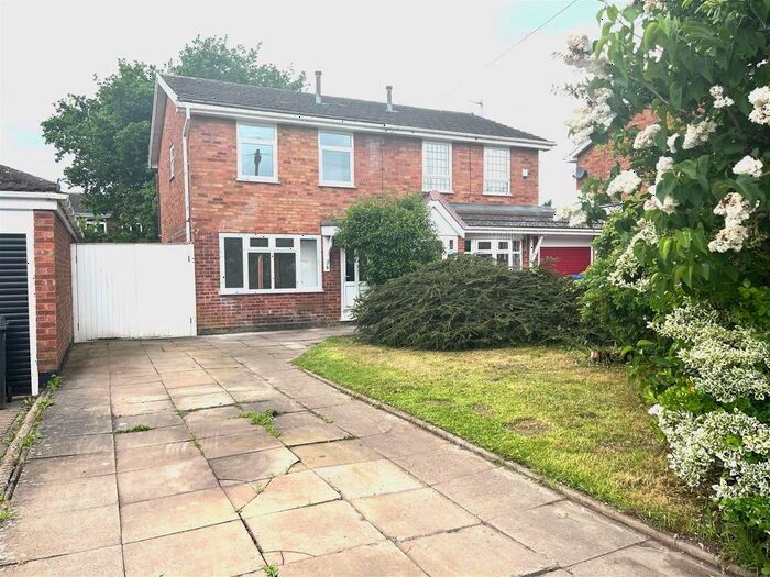 3 Bedroom Semi-Detached House For Sale In Eagle Close, Great Wyrley, Walsall, WS6