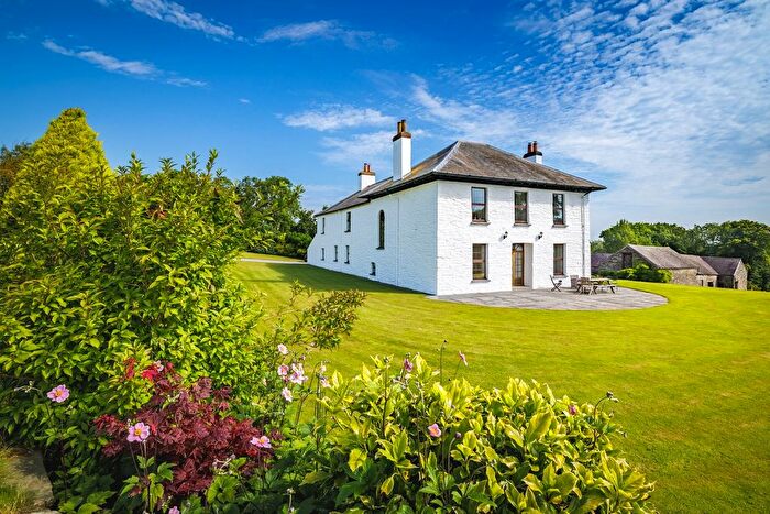 7 Bedroom Detached House For Sale In Pantygrwndy, Pembrokeshire, SA43