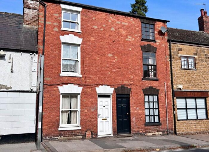 3 Bedroom Terraced House To Rent In West Bar Street, Banbury, OX16